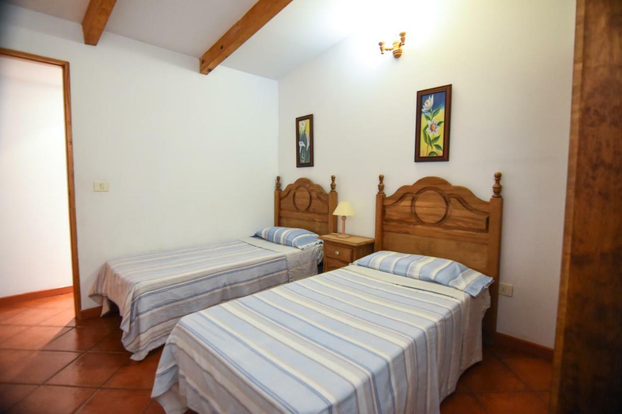 Casa Victor Villa ลาโอโรตาวา ภายนอก รูปภาพ